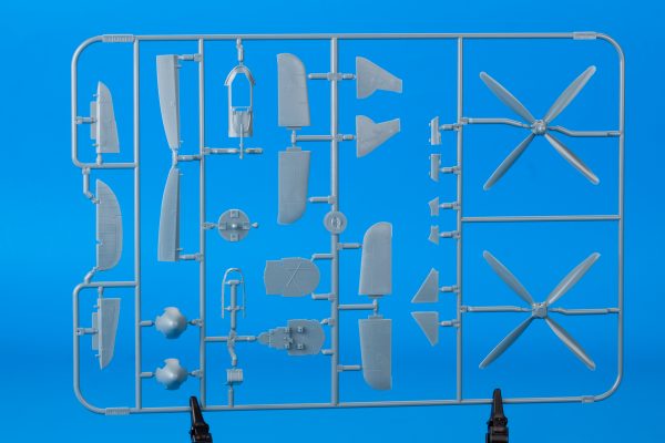 Eduard : Tempest Mk. V series 1 : ProfiPACK edition : 1/48 Scale - Image 4