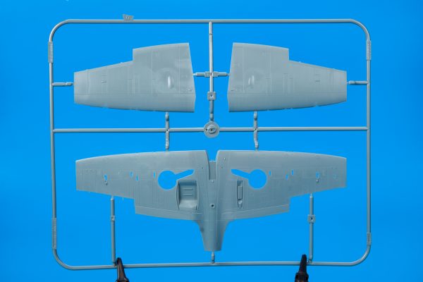 Eduard : Spitfire Mk. Ia : ProfiPACK edition : 1/48 Scale - Image 5