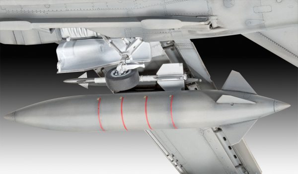 Revell : Tornado GR.4 "Farewell" : 1/48 Scale - Image 4