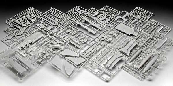 Revell : Tornado GR.4 "Farewell" : 1/48 Scale - Image 2
