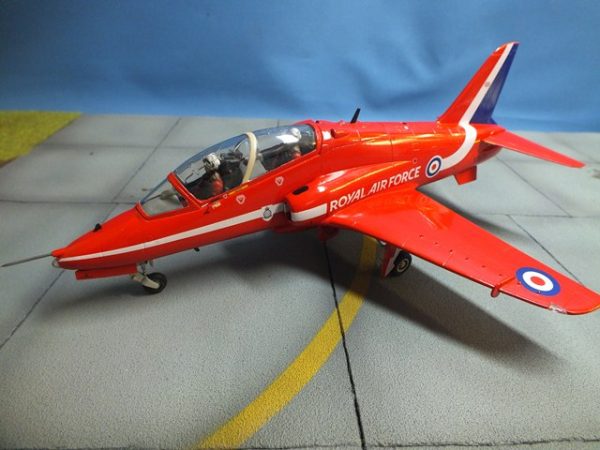 Airfix : BAe Hawk T1 Trainer Red Arrows : 1/48 Scale Model : Basic Step By Step Video Build - Image 7