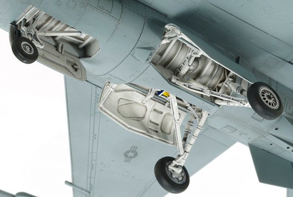 Tamiya : Lockheed Martin® F-16 CJ [BLOCK50] Fighting Falcon : 1/72 Scale - Image 3