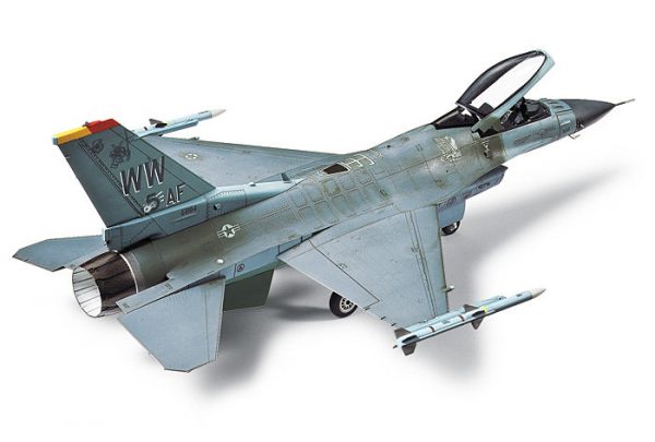 Tamiya : Lockheed Martin® F-16 CJ [BLOCK50] Fighting Falcon : 1/72 Scale - Image 4