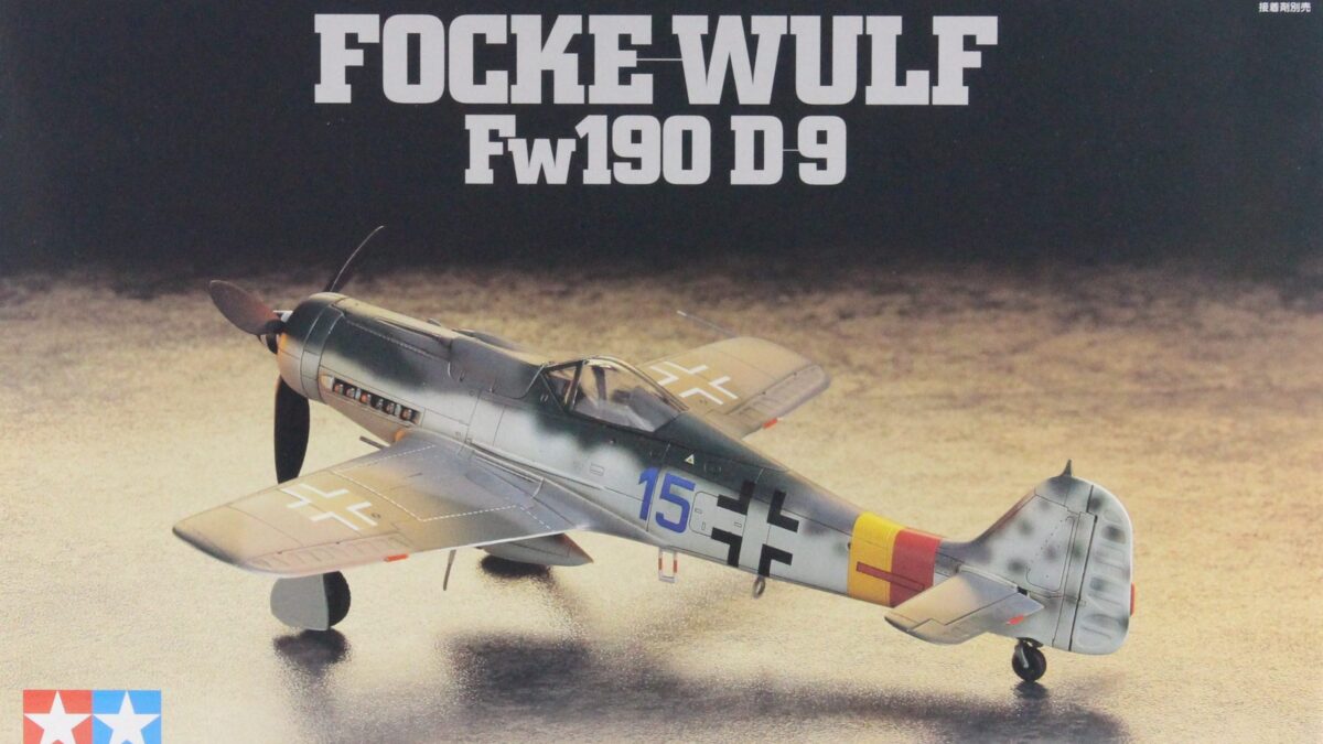 フォッケウルフFocke-wulf Fw 190 D-9 1:24スケール Focke-Wulf Fw 190D-9 by Carsten Christ (Trumpeter 1/24)