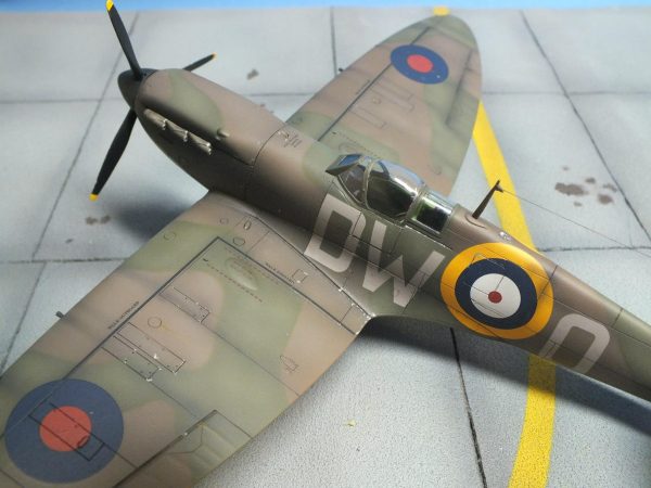 Tamiya : Supermarine Spitfire Mk.I : 1/48 Scale Model : Basic Step By Step Video Build - Image 7
