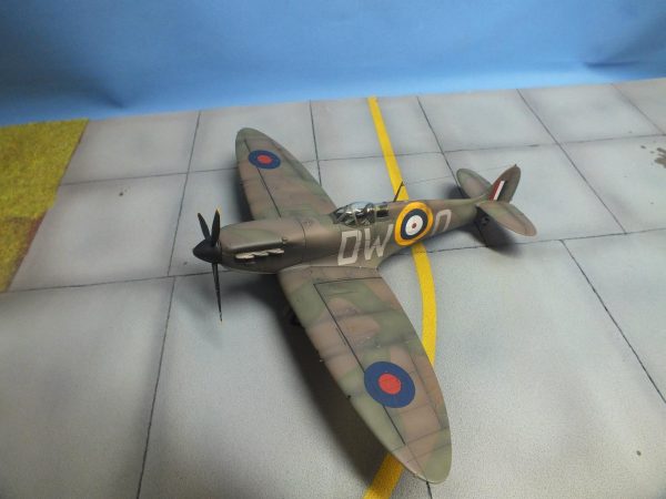 Tamiya : Supermarine Spitfire Mk.I : 1/48 Scale Model : Basic Step By Step Video Build - Image 5
