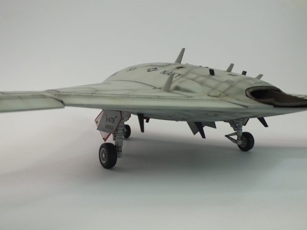 Freedom Models : X-47B : 1/48 Scale Model : Basic Step by Step Video Build - Image 2