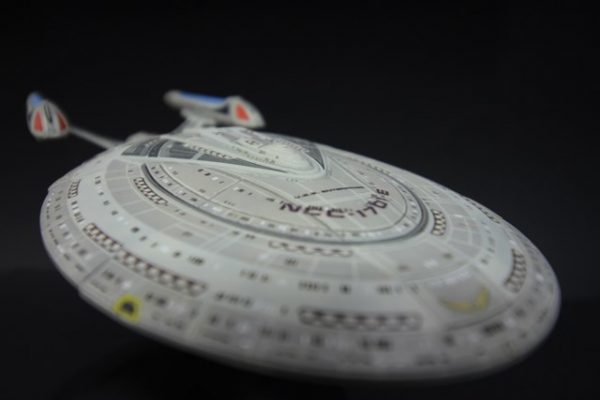 AMT : USS-Enterprise NCC-1701-E : 1/2500 Scale Model : Advanced Step By Step Video Build - Image 4