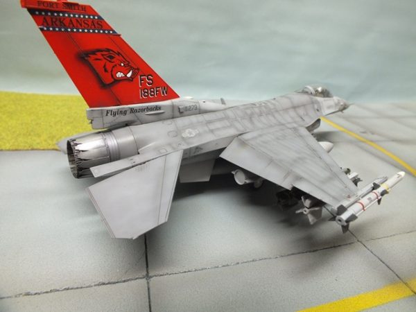 Tamiya : Lockheed Martin F-16C [Block 25/32] Fighting Falcon ANG : 1/48 Scale - Image 6
