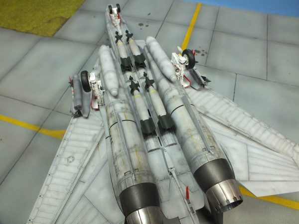 HobbyBoss : F-14D Super Tomcat : 1/48 Scale Model : Advanced Step By Step Video Build - Image 13