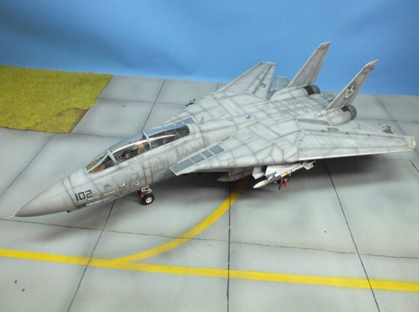 HobbyBoss : F-14D Super Tomcat : 1/48 Scale Model : Advanced Step By Step Video Build - Image 2