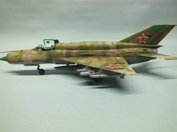 Eduard : Mig-21 SMT : 1/48 Scale Model : Intermediate Step By Step Video Build - Image 9