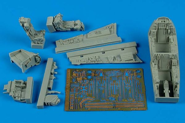 McDonnell-Douglas FGR.2 Phantom cockpit (designed to be used with Hasegawa and Revell kits)