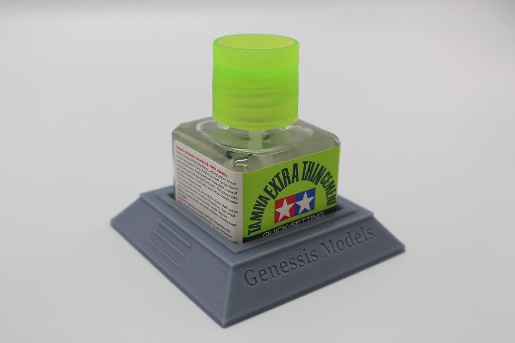 Tamiya glue bottle holder by Jonas, Download free STL model