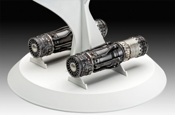 Revell : Lockheed SR-71 A Blackbird : 1/48 Scale - Image 8