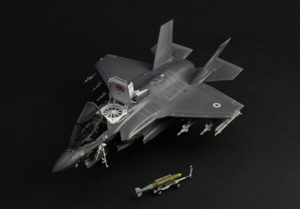 Italeri : F-35 B Lightning II : 1/48 Scale - Image 9