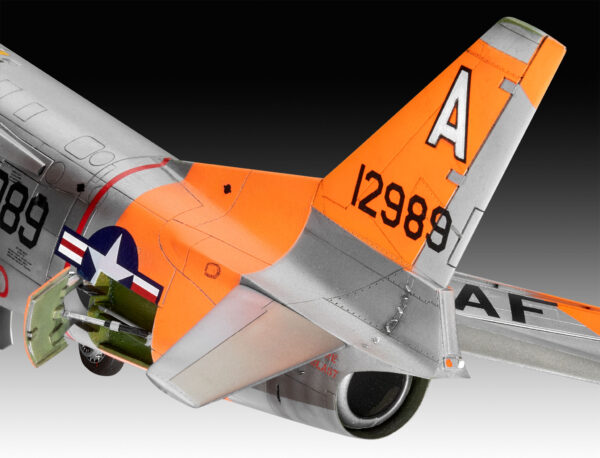 Revell : F-86D "Dog Sabre" : 1/48 Scale - Image 5