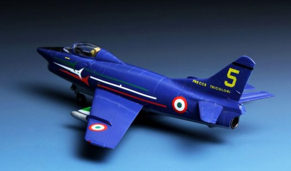 Meng Models : G.91R Light Fighter Bomber : 1/72 Scale - Image 4