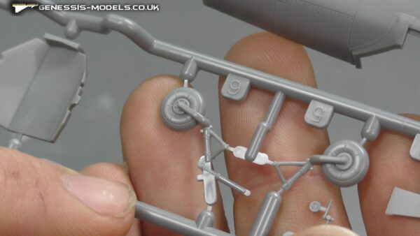 Tamiya : IL-2 Shturmovik & Gaz-67B : 1/48 Scale - Image 4